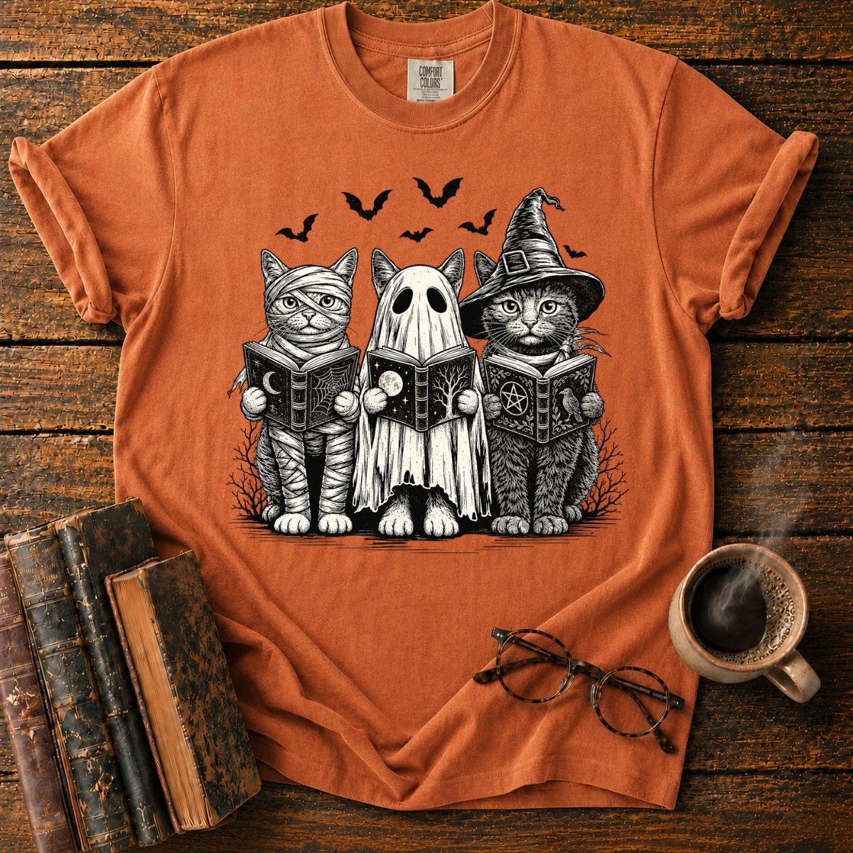 Halloween Cats Reading Together T-Shirt