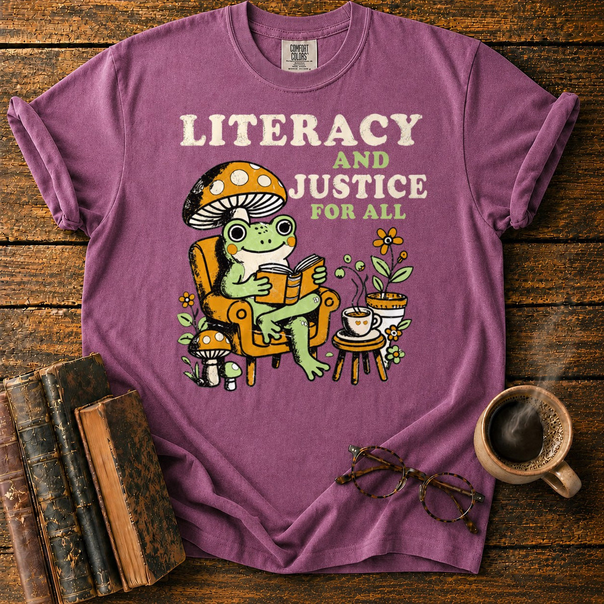 004 T-Shirt in Berry – BooksThreads