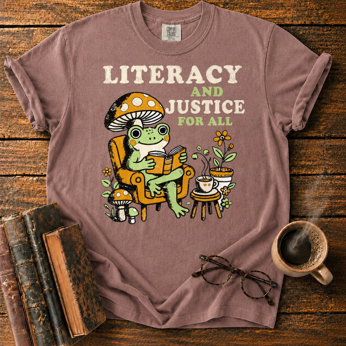 004 T-Shirt in Espresso – BooksThreads