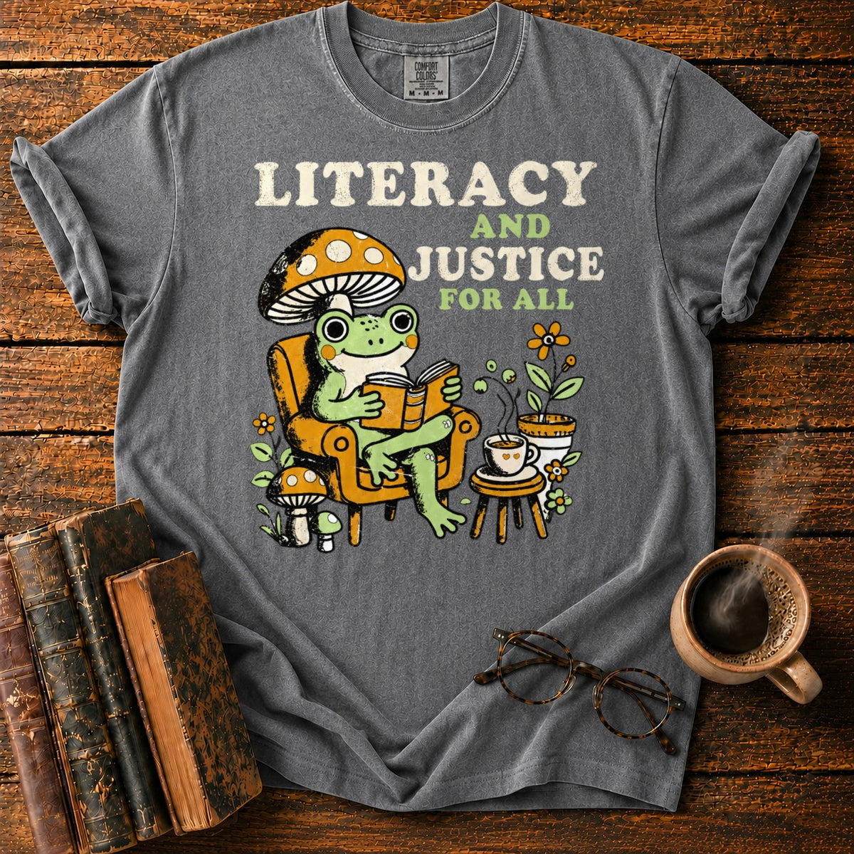 004 T-Shirt in Pepper – BooksThreads