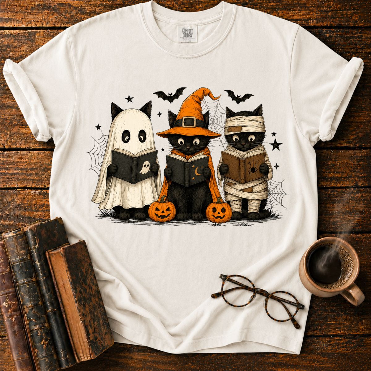 Halloween Kittens Reading Together T-Shirt