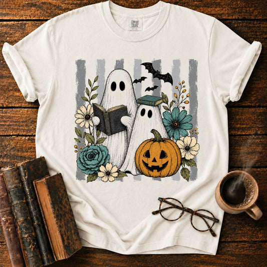 Vintage Ghosts, Books & Pumpki T-Shirt