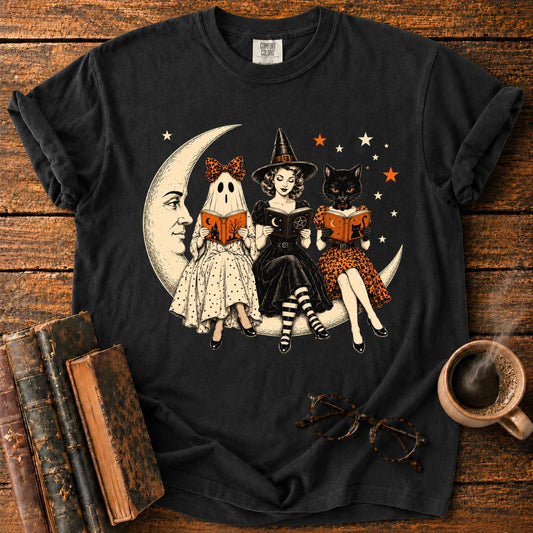 Vintage Halloween Moonlit Readers T-Shirt