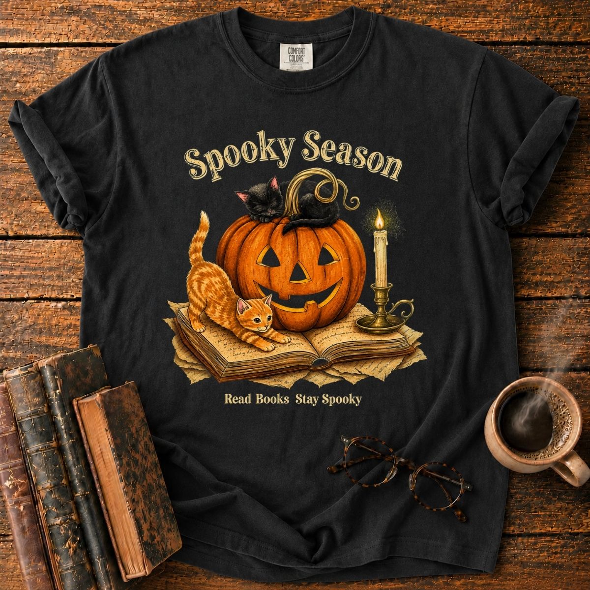 Spooky Season_ Pumpkin, Cats & Books T-Shirt