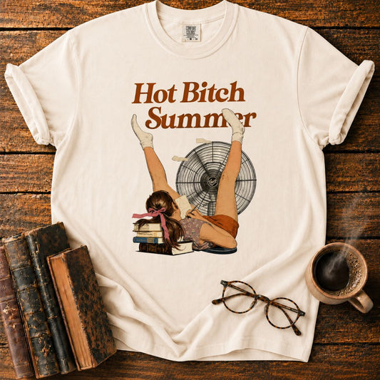 Retro Summer Reading by the Fan T-Shirt