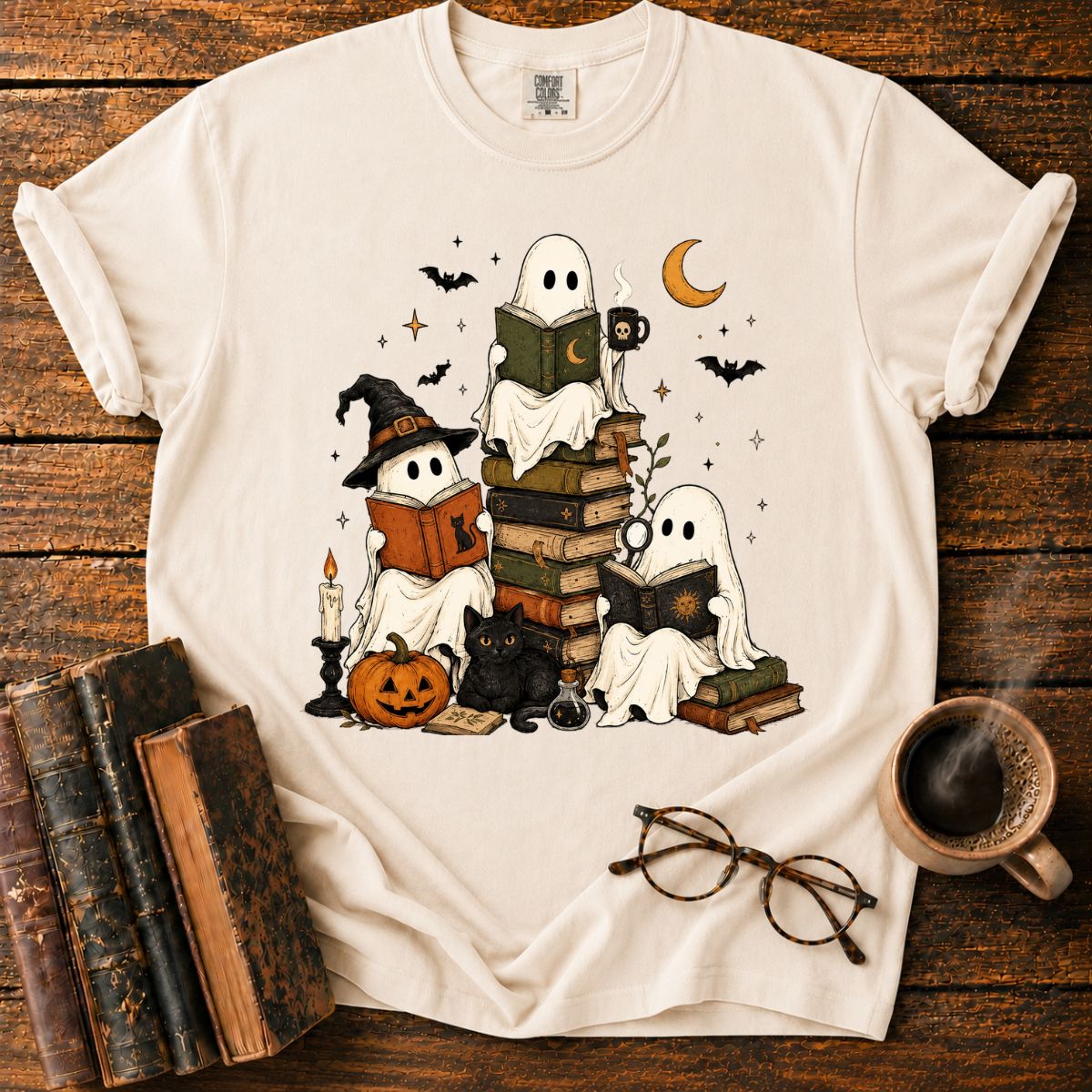 Ghosts’ Halloween Reading Book T-Shirt