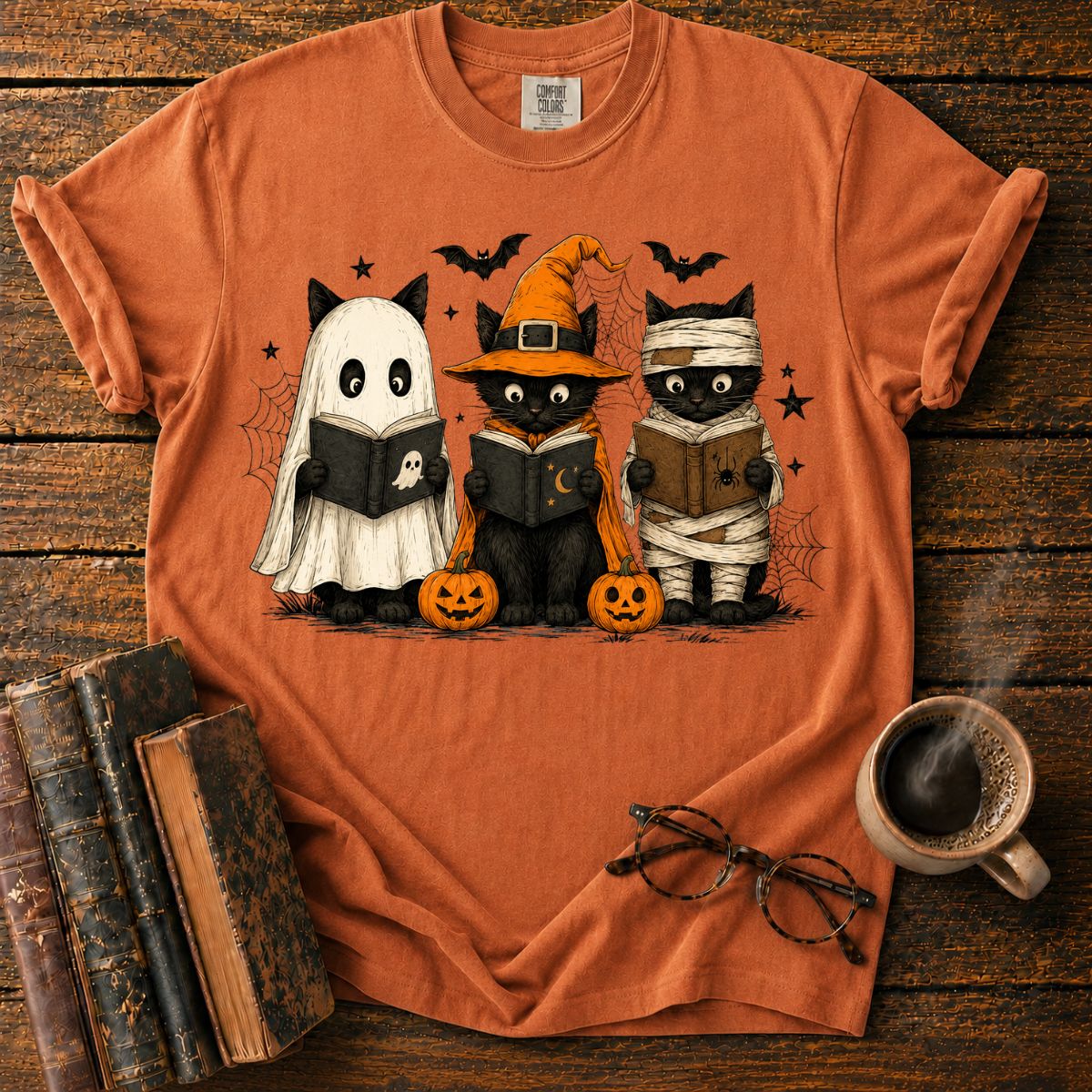 Halloween Kittens Reading Together T-Shirt