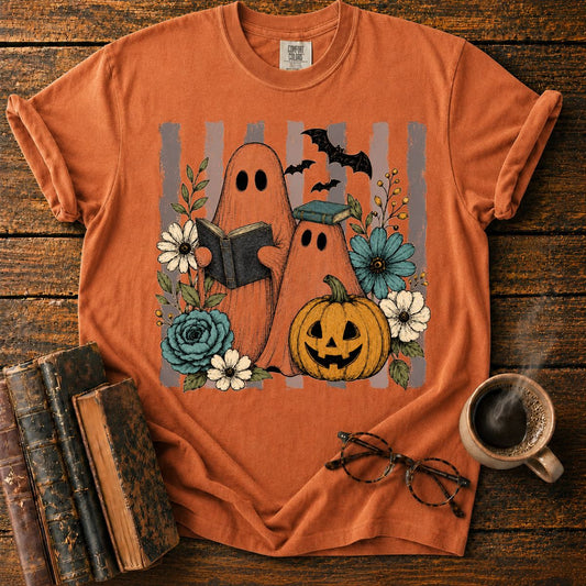 Vintage Ghosts, Books & Pumpki T-Shirt