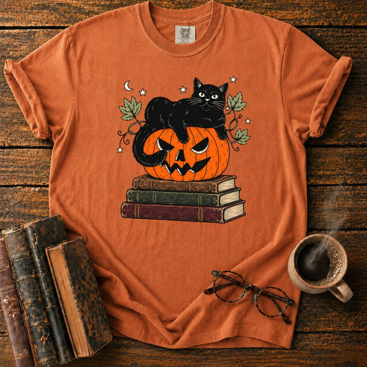 Black Cat, Pumpkin and Vintage Books T-Shirt