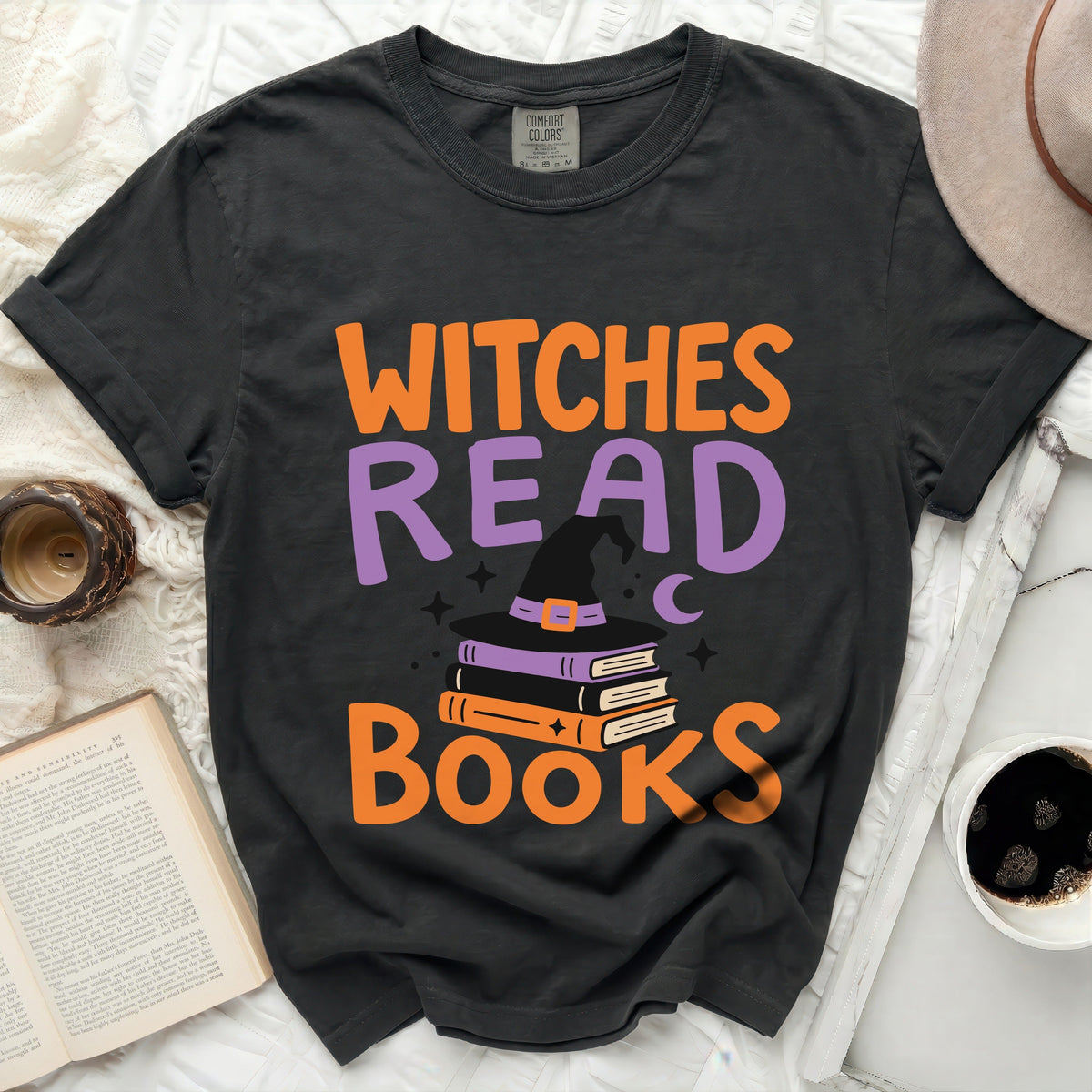 Witches Read Tee