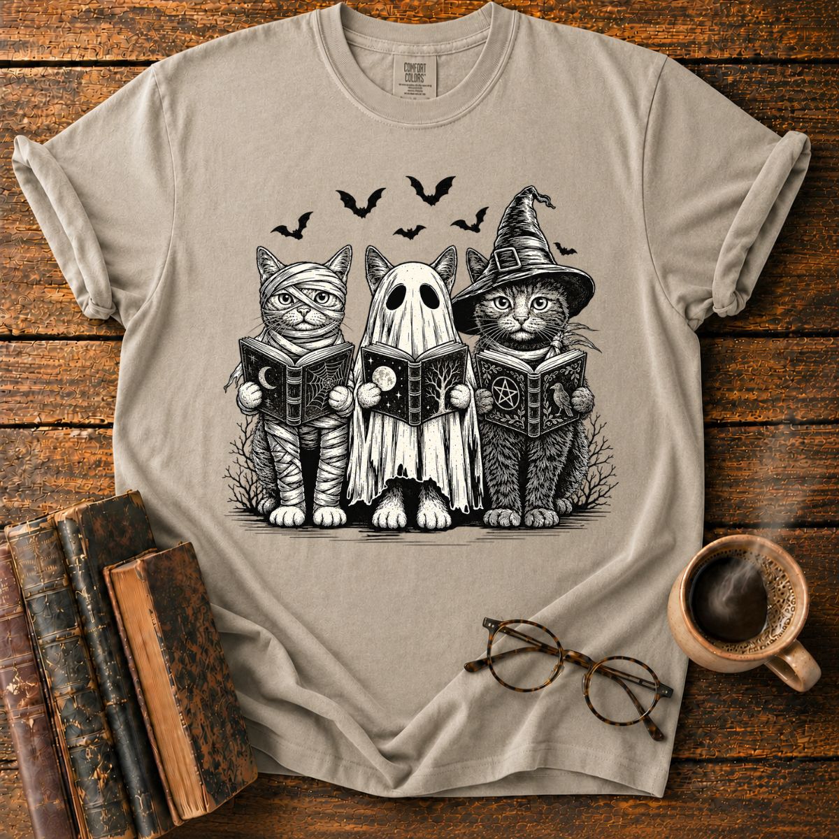 Halloween Cats Reading Together T-Shirt