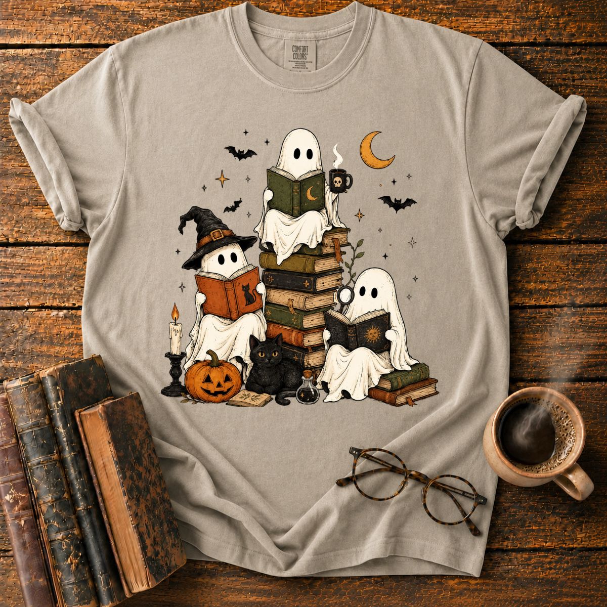 Ghosts’ Halloween Reading Book T-Shirt