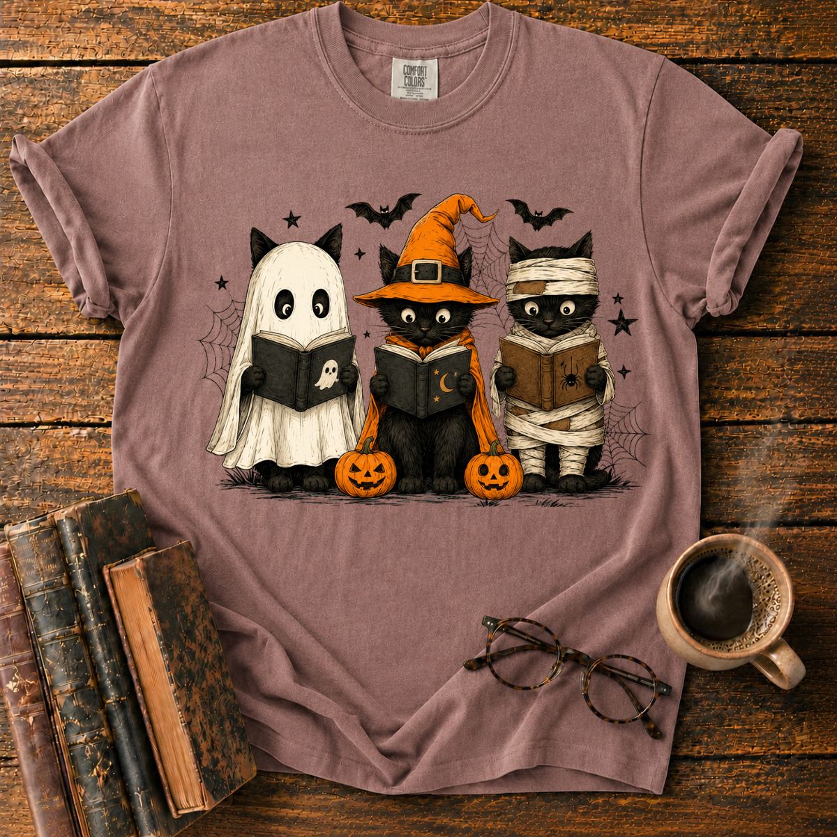 Halloween Kittens Reading Together T-Shirt