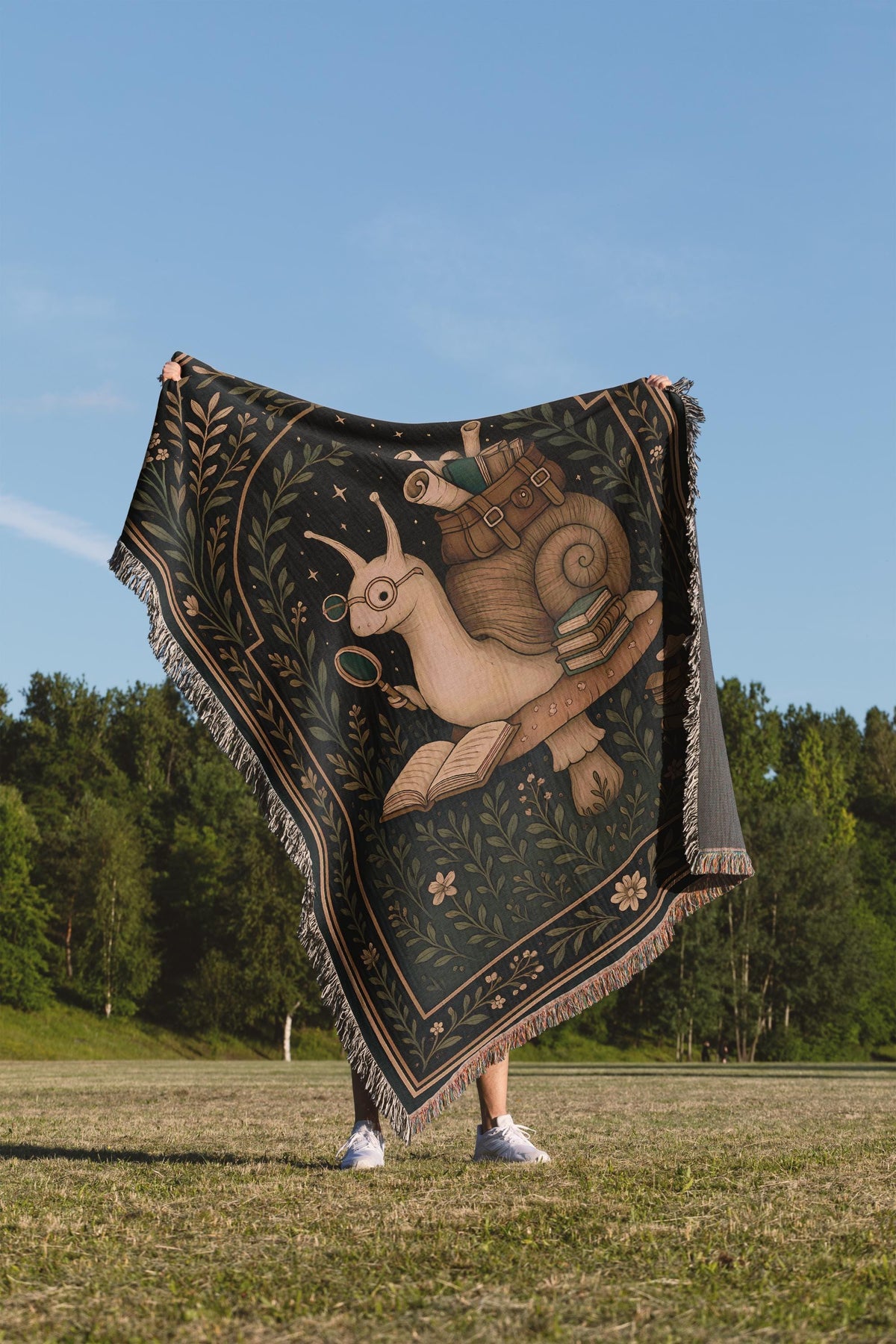 Scholar Snail Woven Blanket