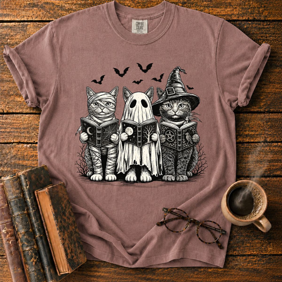 Halloween Cats Reading Together T-Shirt