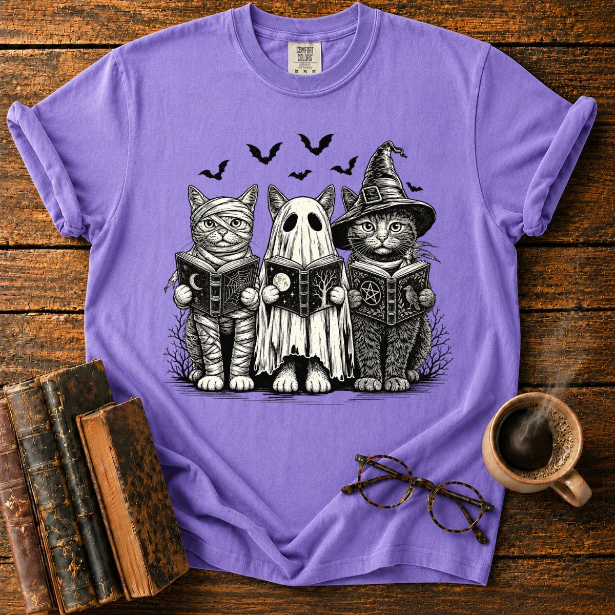 Halloween Cats Reading Together T-Shirt