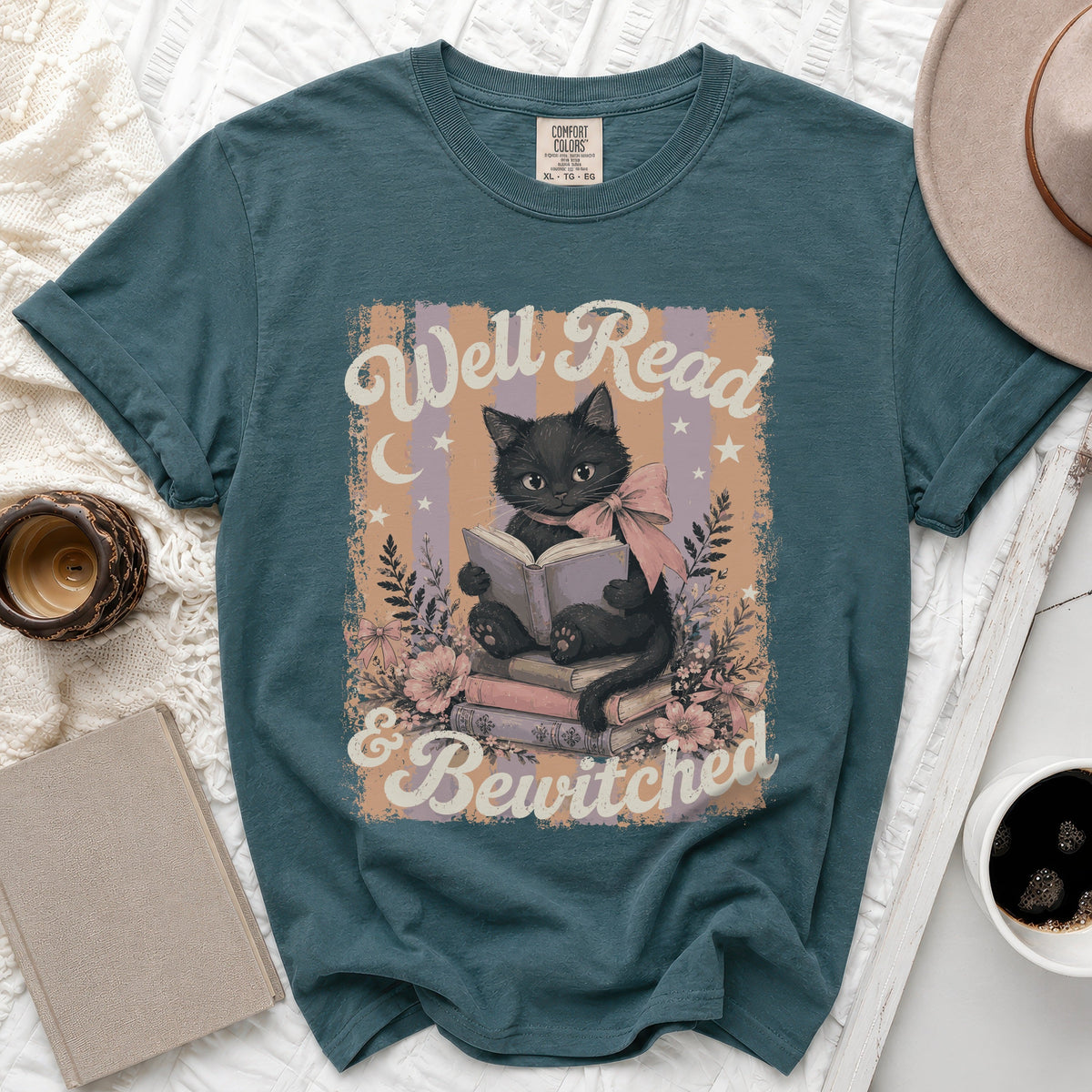 Well Read Cat Tee
