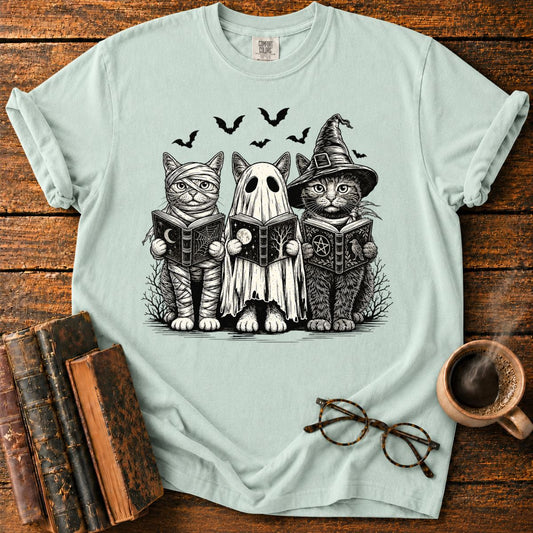 Halloween Cats Reading Together T-Shirt