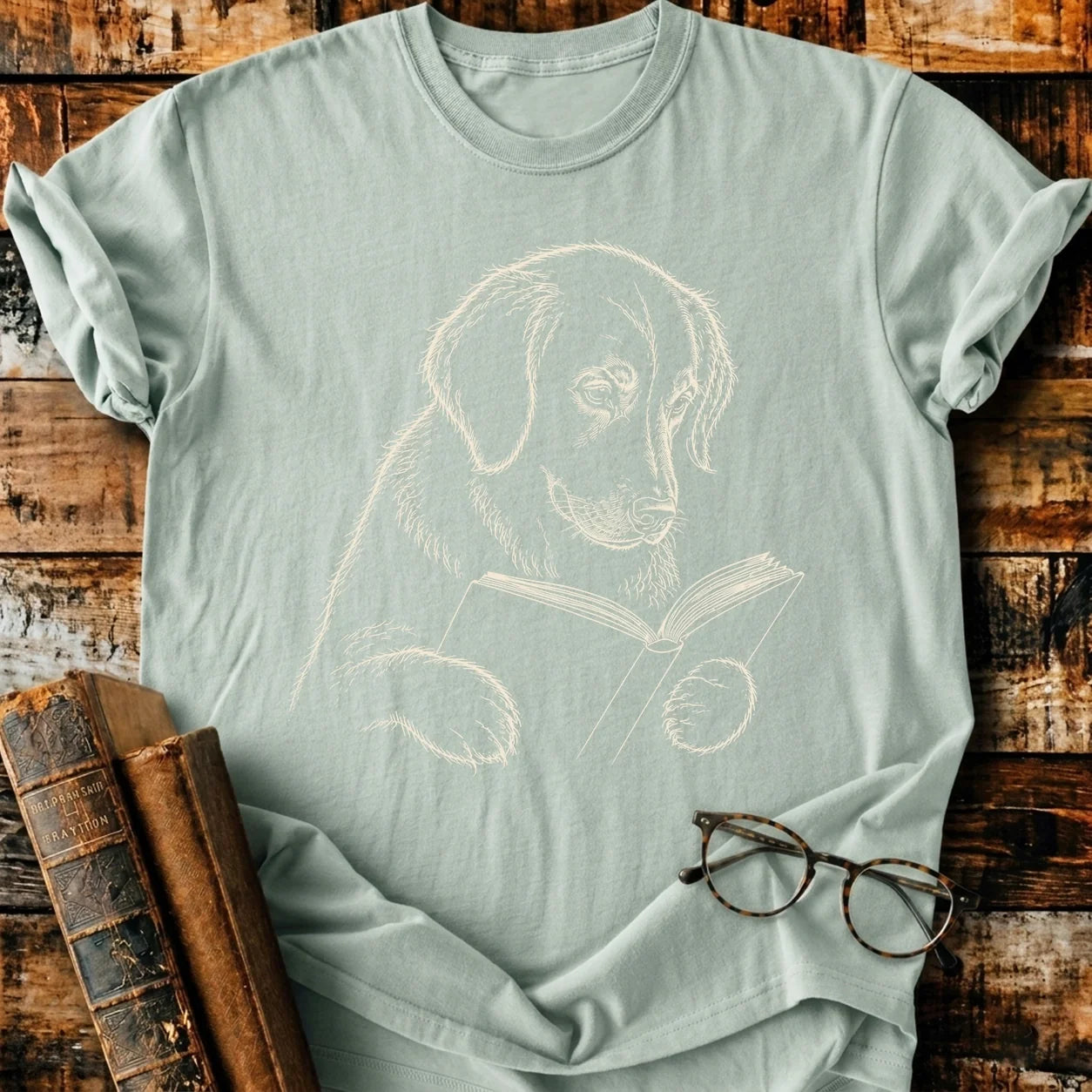 Golden Retriever Reading T-Shirt