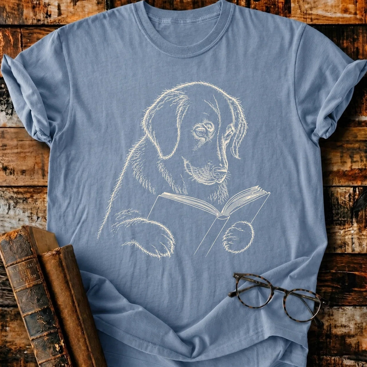 Golden Retriever Reading T-Shirt
