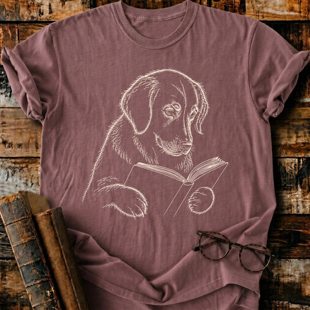 Golden Retriever Reading T-Shirt