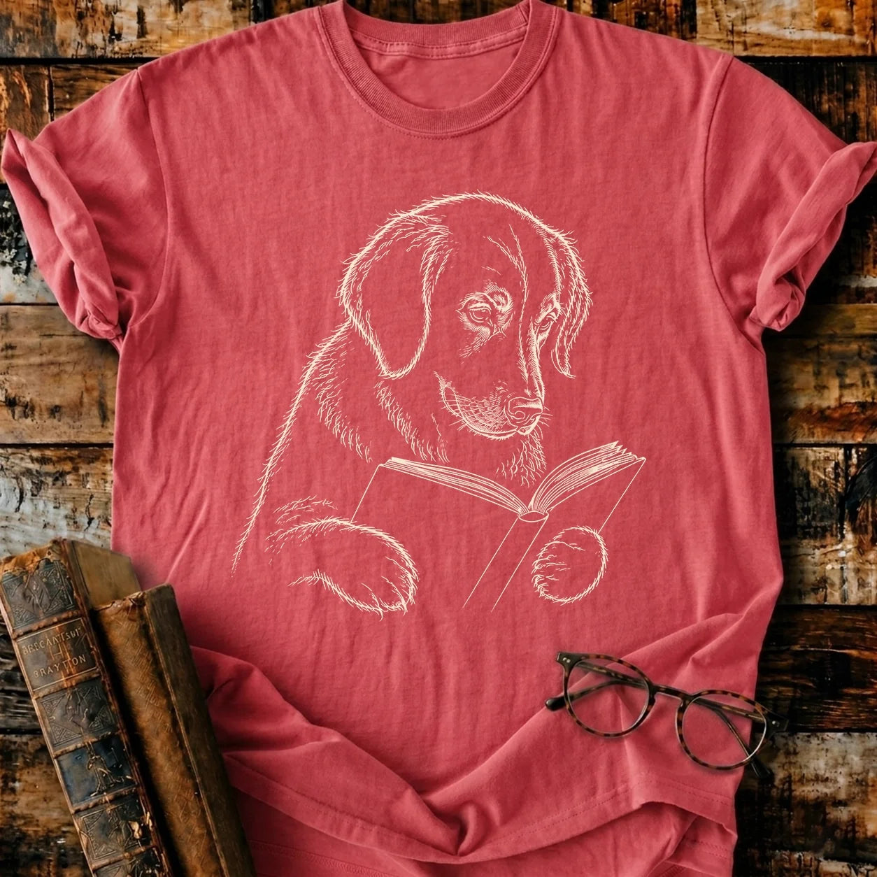 Golden Retriever Reading T-Shirt