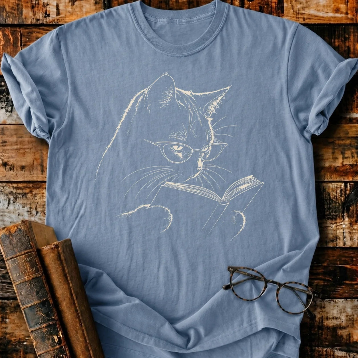 Vintage Reading Cat T-Shirt