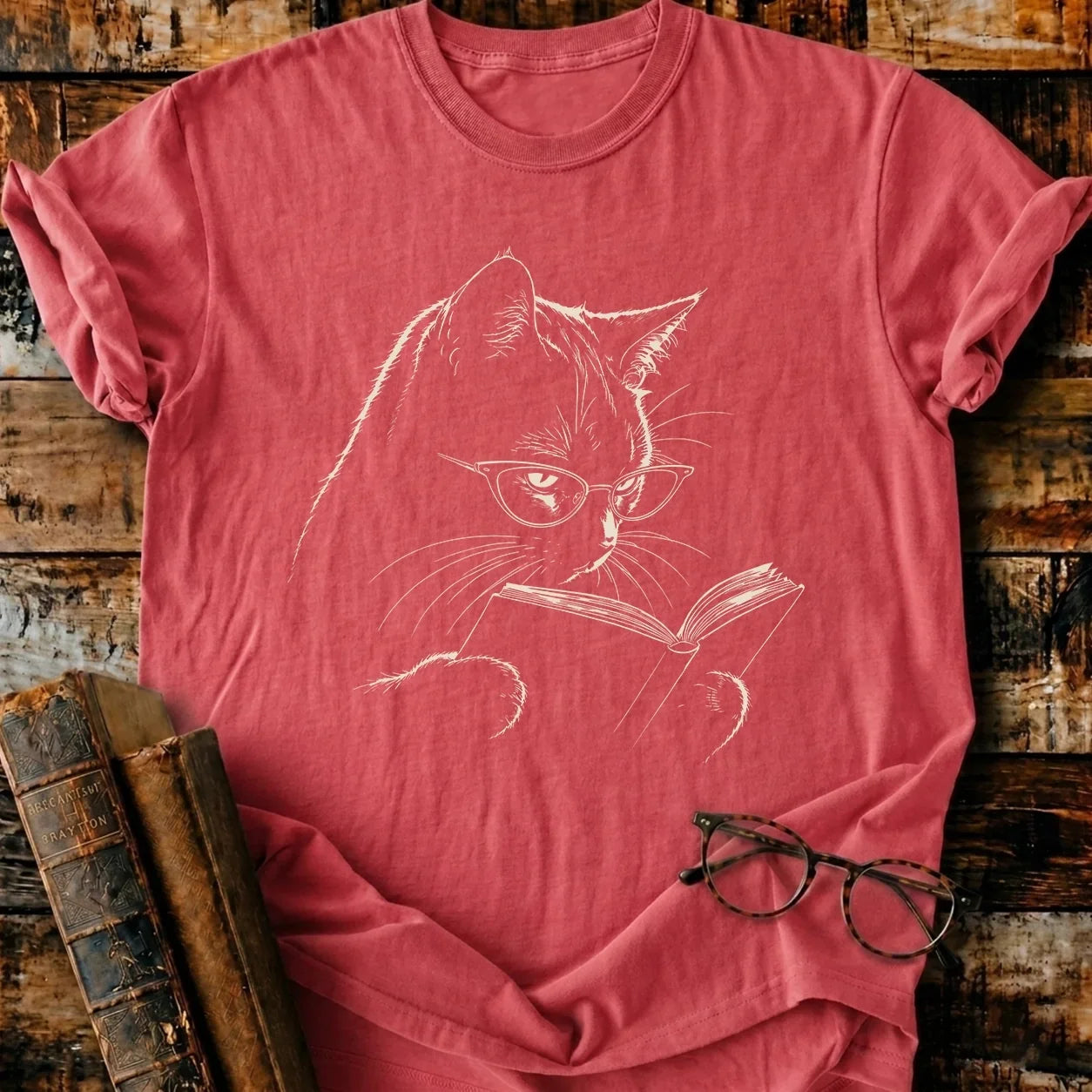 Vintage Reading Cat T-Shirt