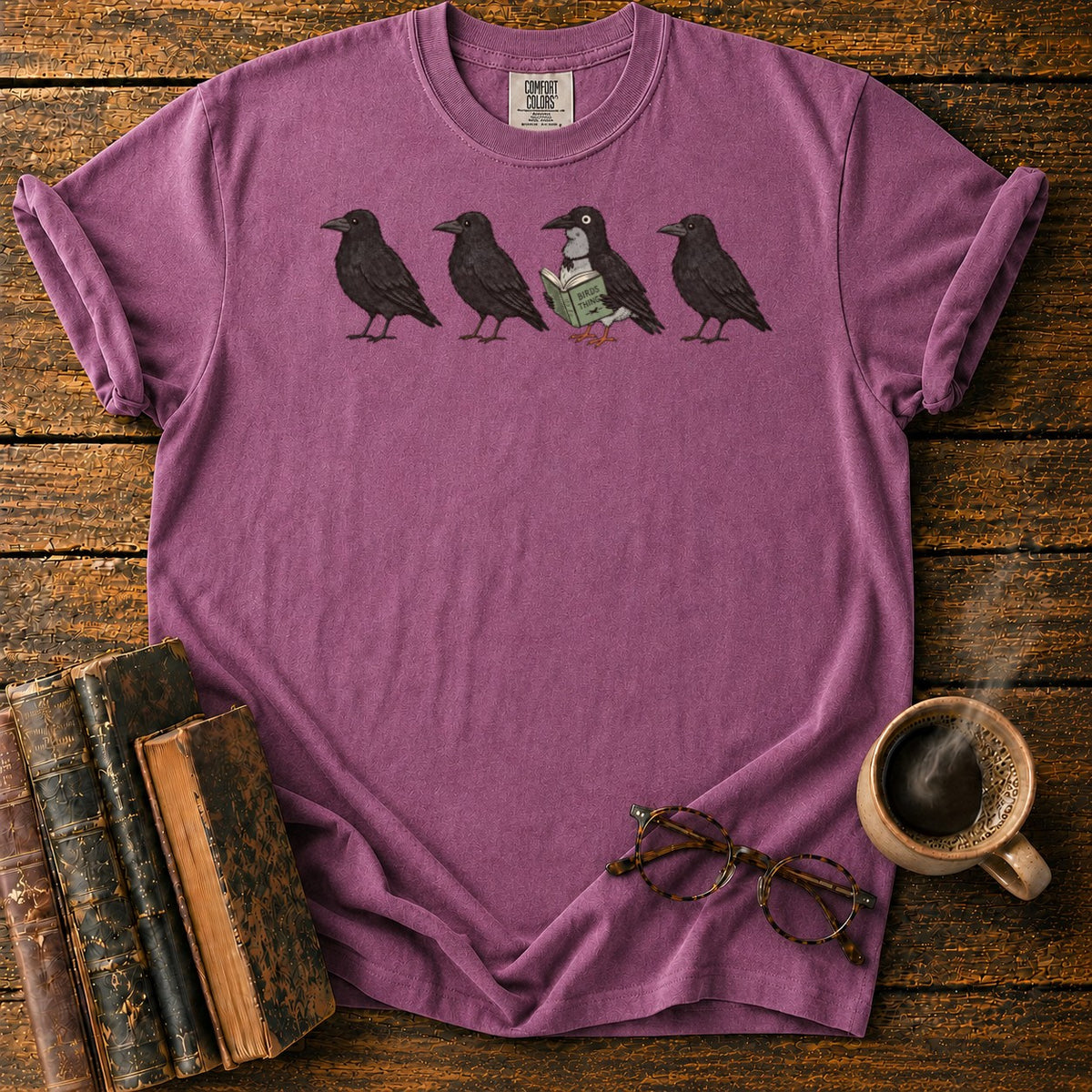 Four Crows, One Reading Crow T-Shirt in Berry – BooksThreads