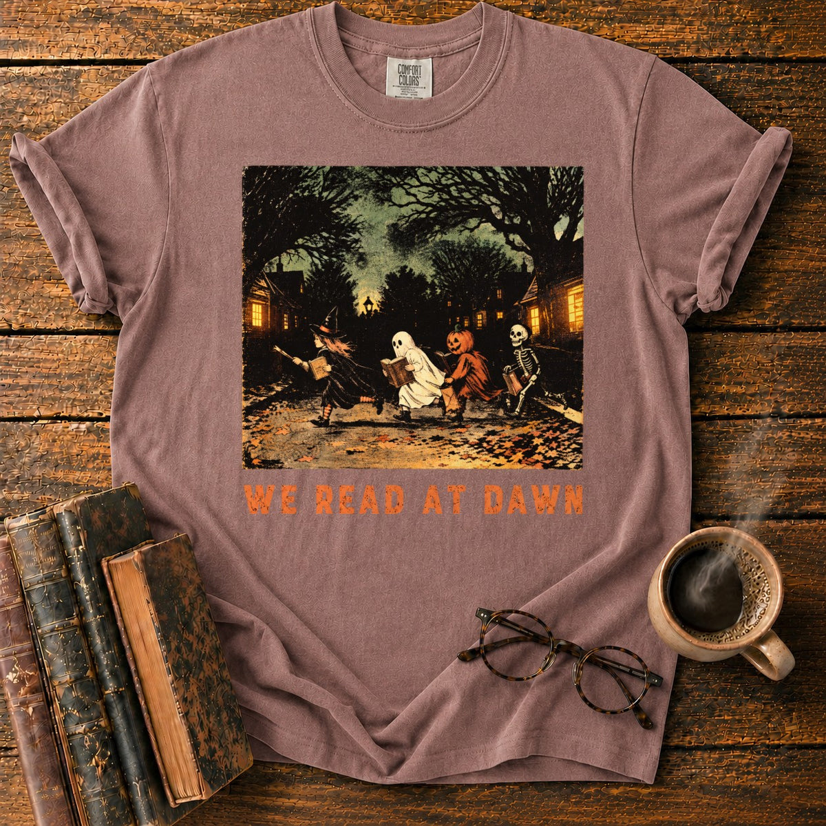 Halloween Readers At Dawn T-Shirt in Espresso – BooksThreads