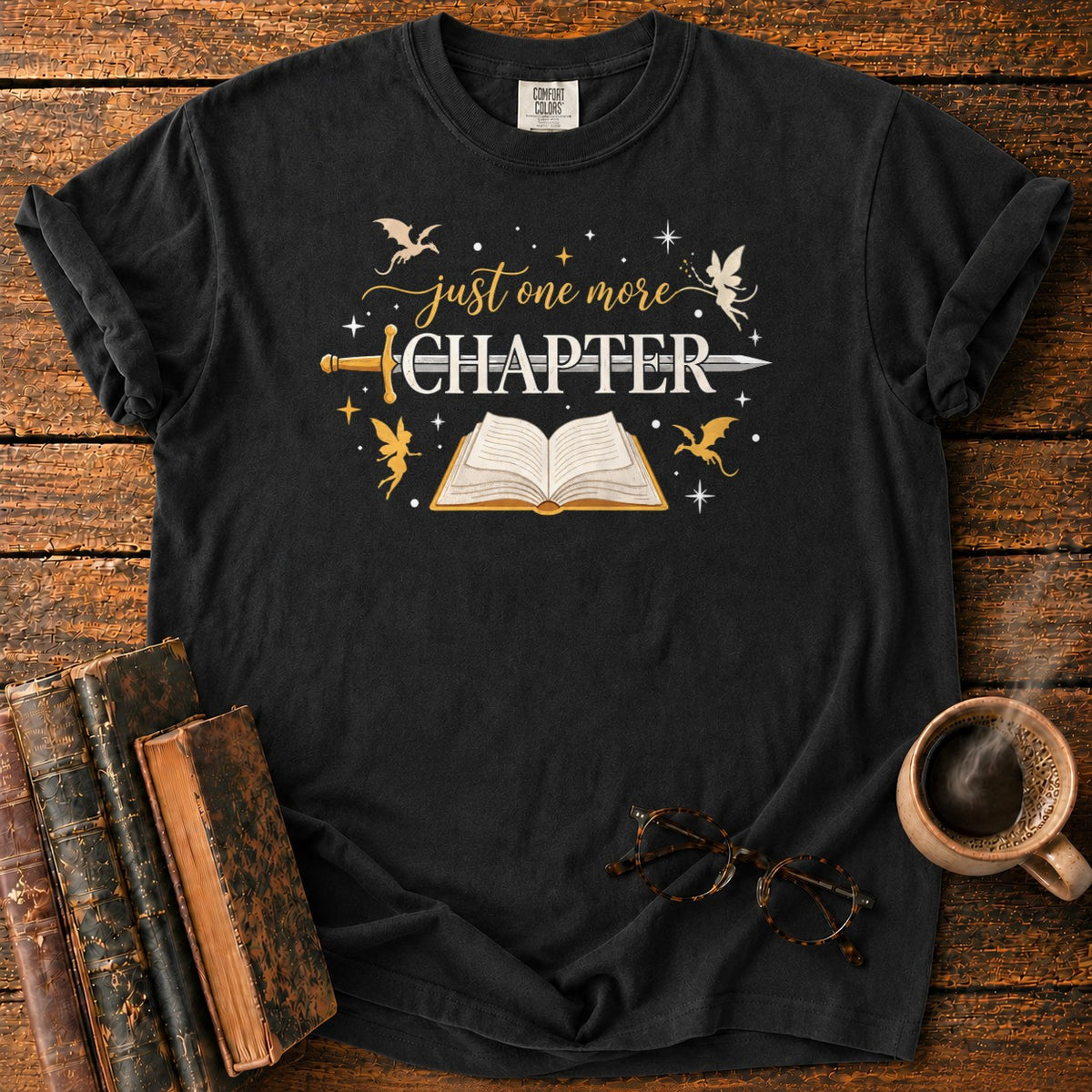 Just One More Chapter T-Shirt in Black – BooksThreads