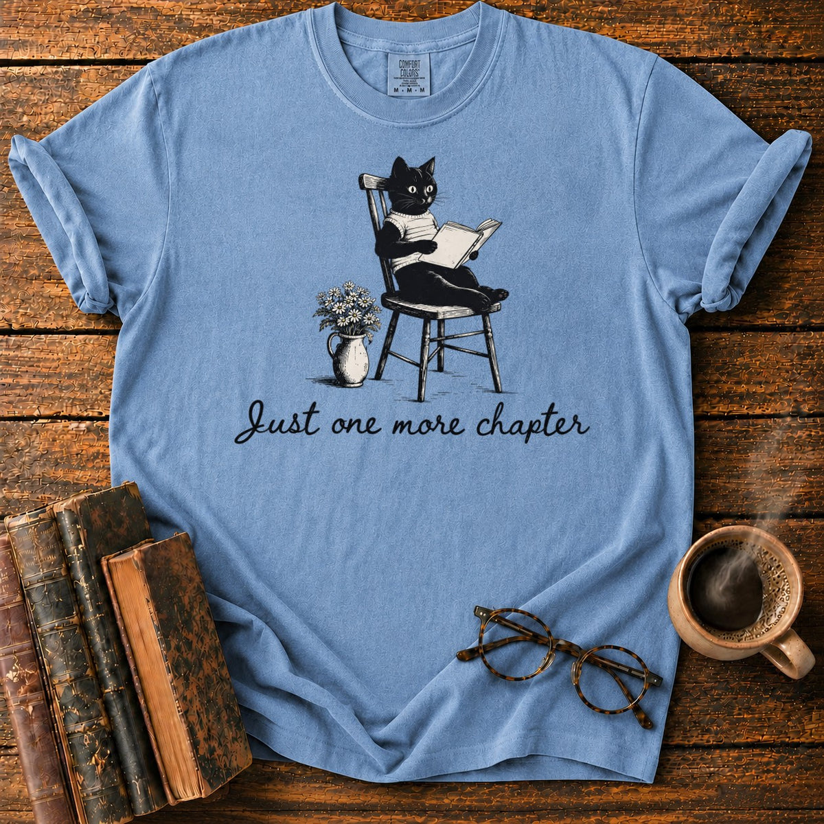 Just One More Chapter T-Shirt in Blue Jean – BooksThreads