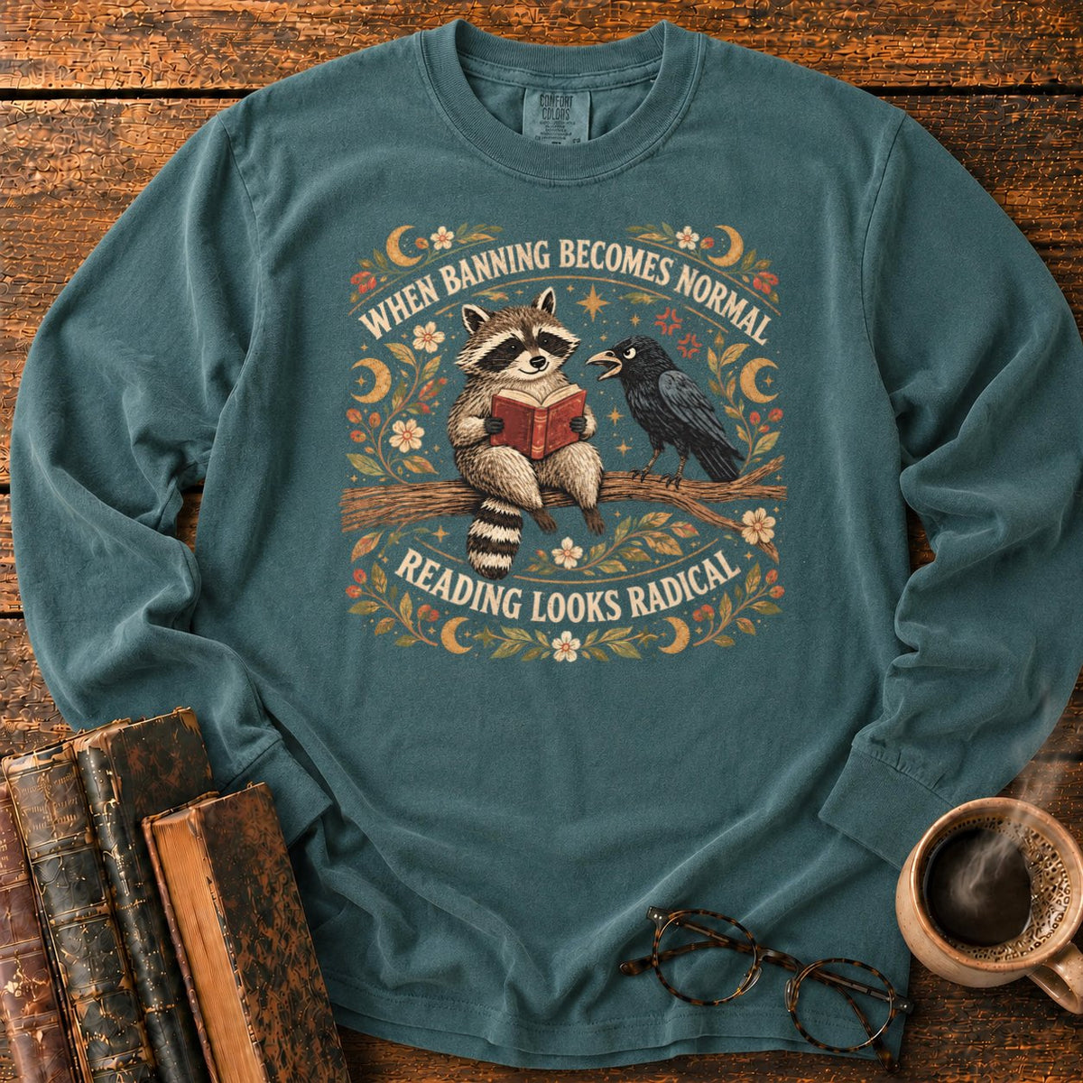 Raccoon Reader And Raven LS T-Shirt in Blue Spruce – BooksThreads