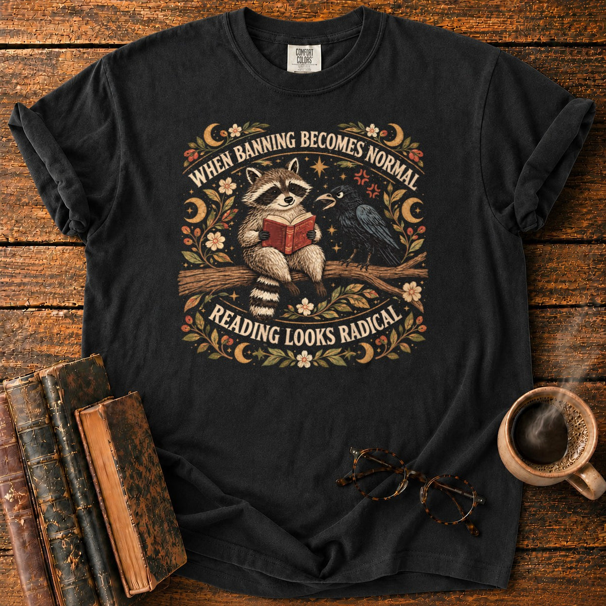 Raccoon Reader And Raven T-Shirt in Black – BooksThreads