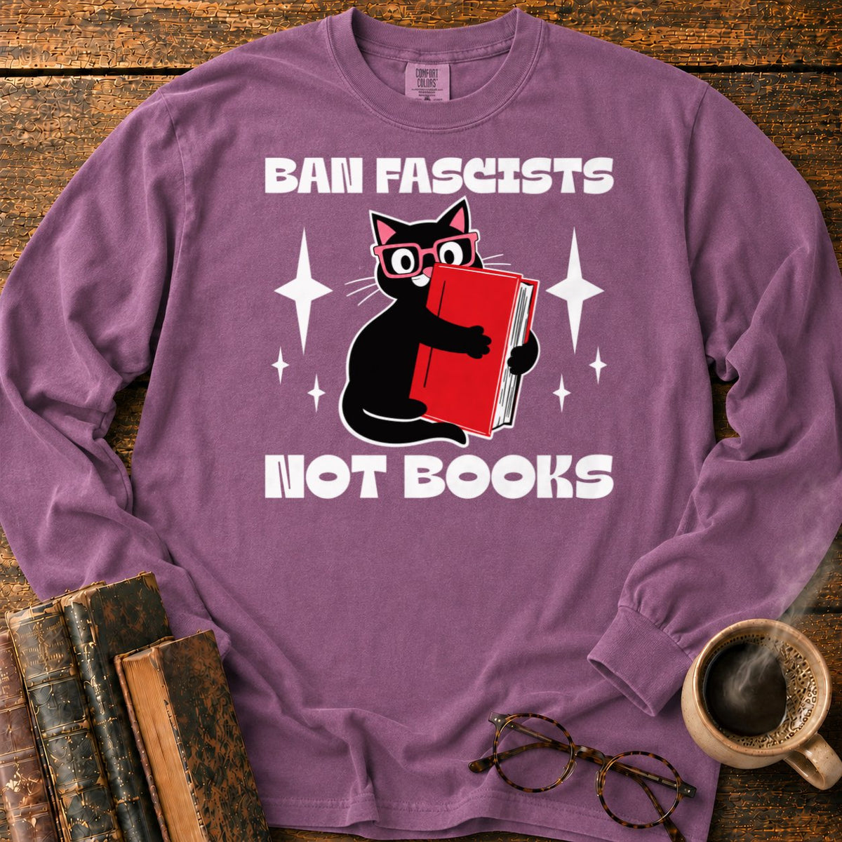 Retro Cat Hugging A Red Book LS T-Shirt in Berry – BooksThreads