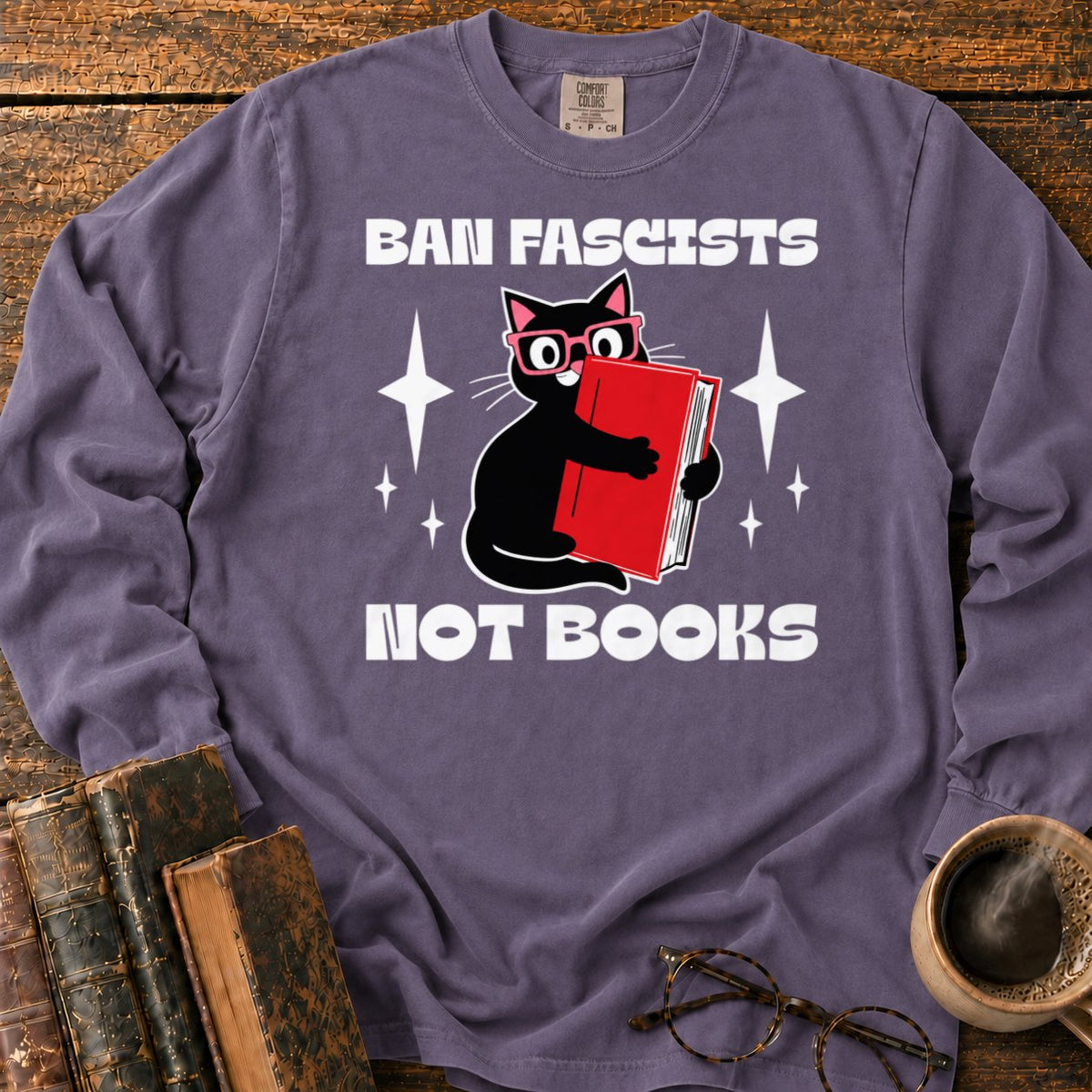 Retro Cat Hugging A Red Book LS T-Shirt in Grape – BooksThreads