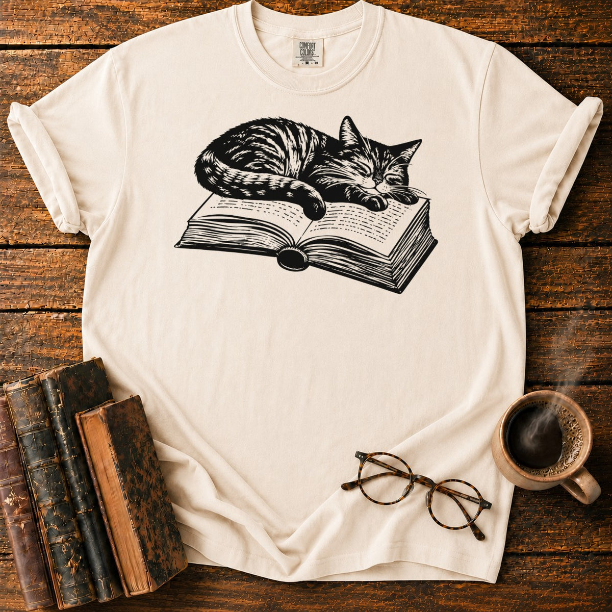 Sleeping Tabby Open Book T-Shirt in Ivory – BooksThreads