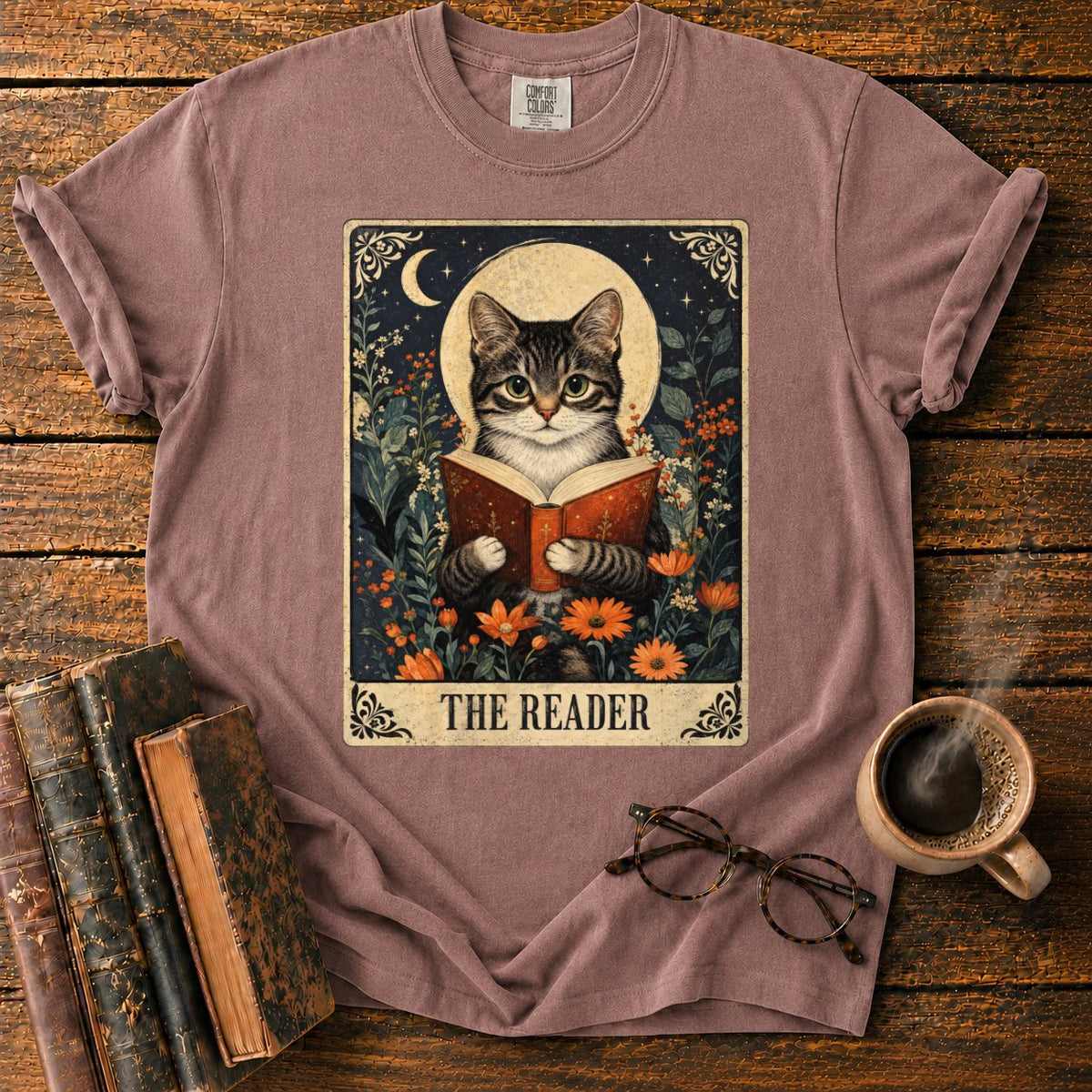 The Reader Vintage Tarot Cat T-Shirt in Espresso – BooksThreads