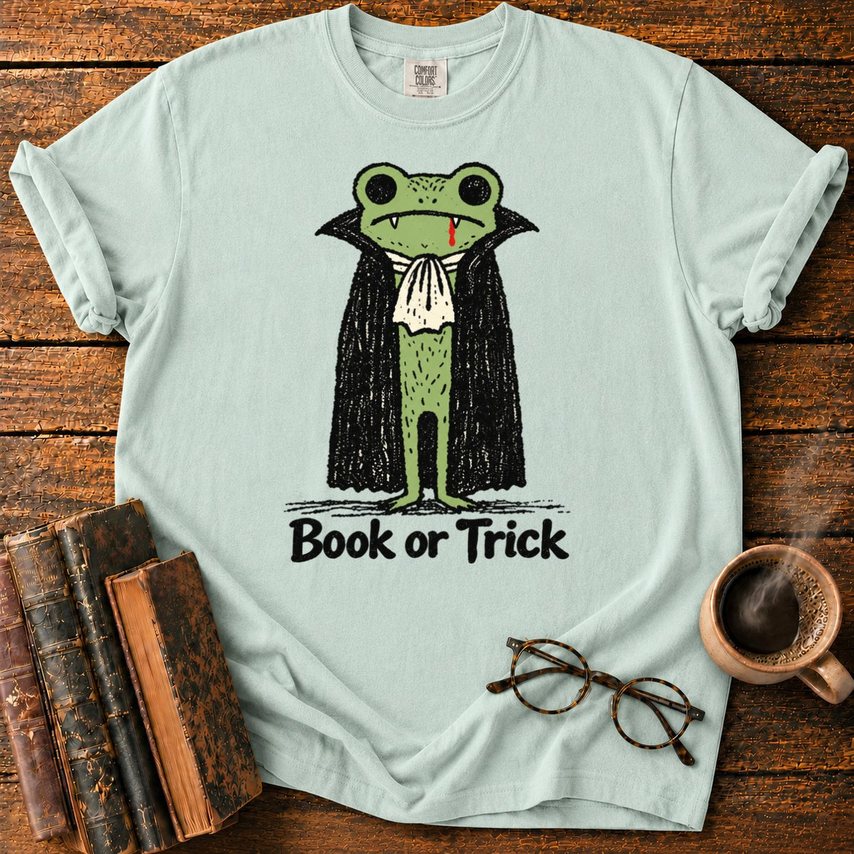 Vintage Vampire Frog T-Shirt in Bay – BooksThreads