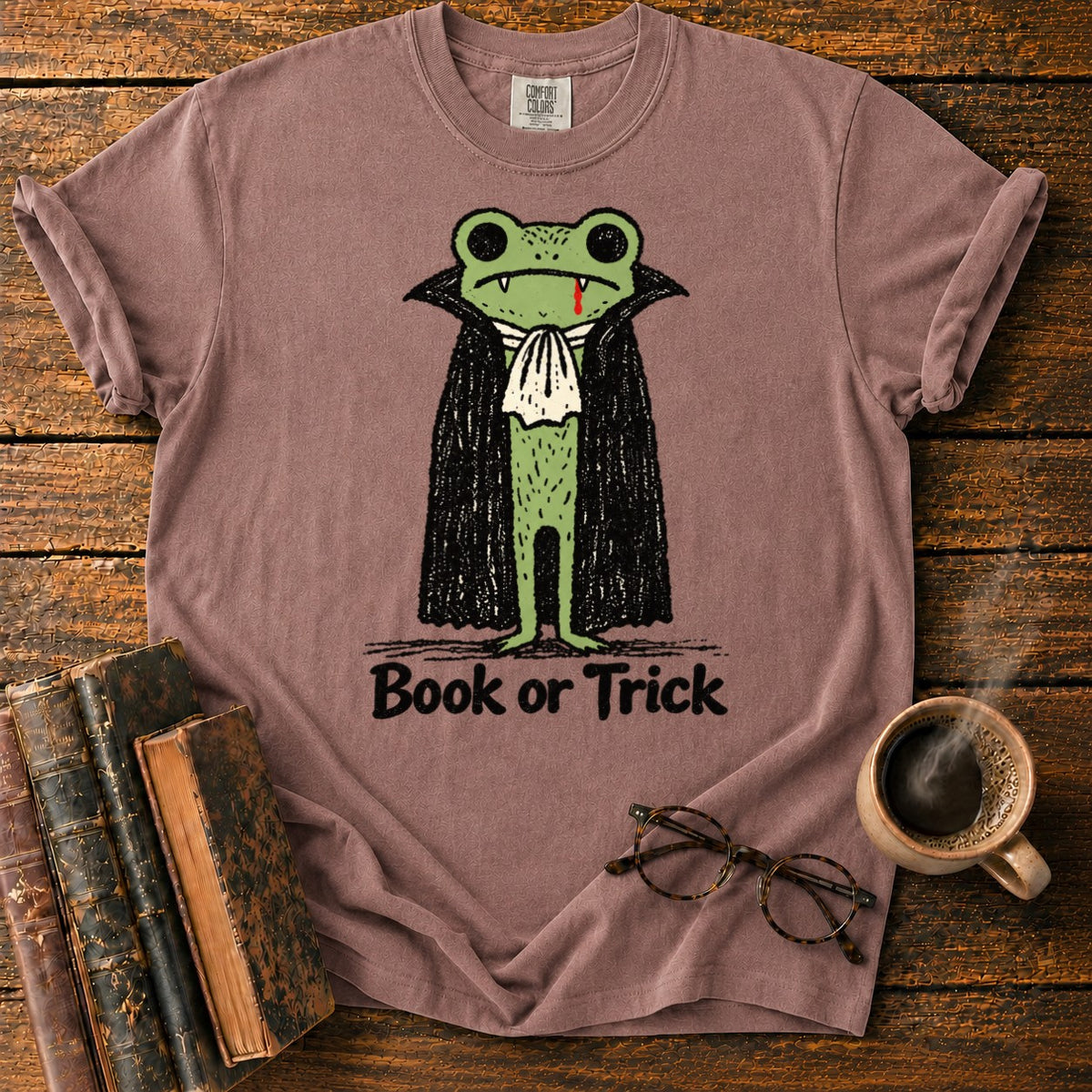 Vintage Vampire Frog T-Shirt in Espresso – BooksThreads